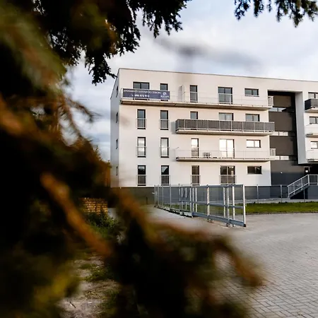 Апартаменты Hop & Lulu Delux Голеню